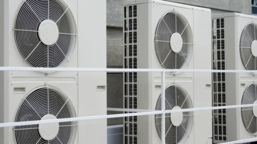 Side Flow VRF outdoor unit installed in a compact space